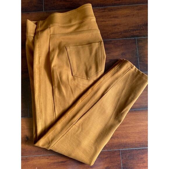 DG2 By Diane Gilman Faux SUEDE/PONTE Pull-on Rust Sz Petite Small - Picture 1 of 5